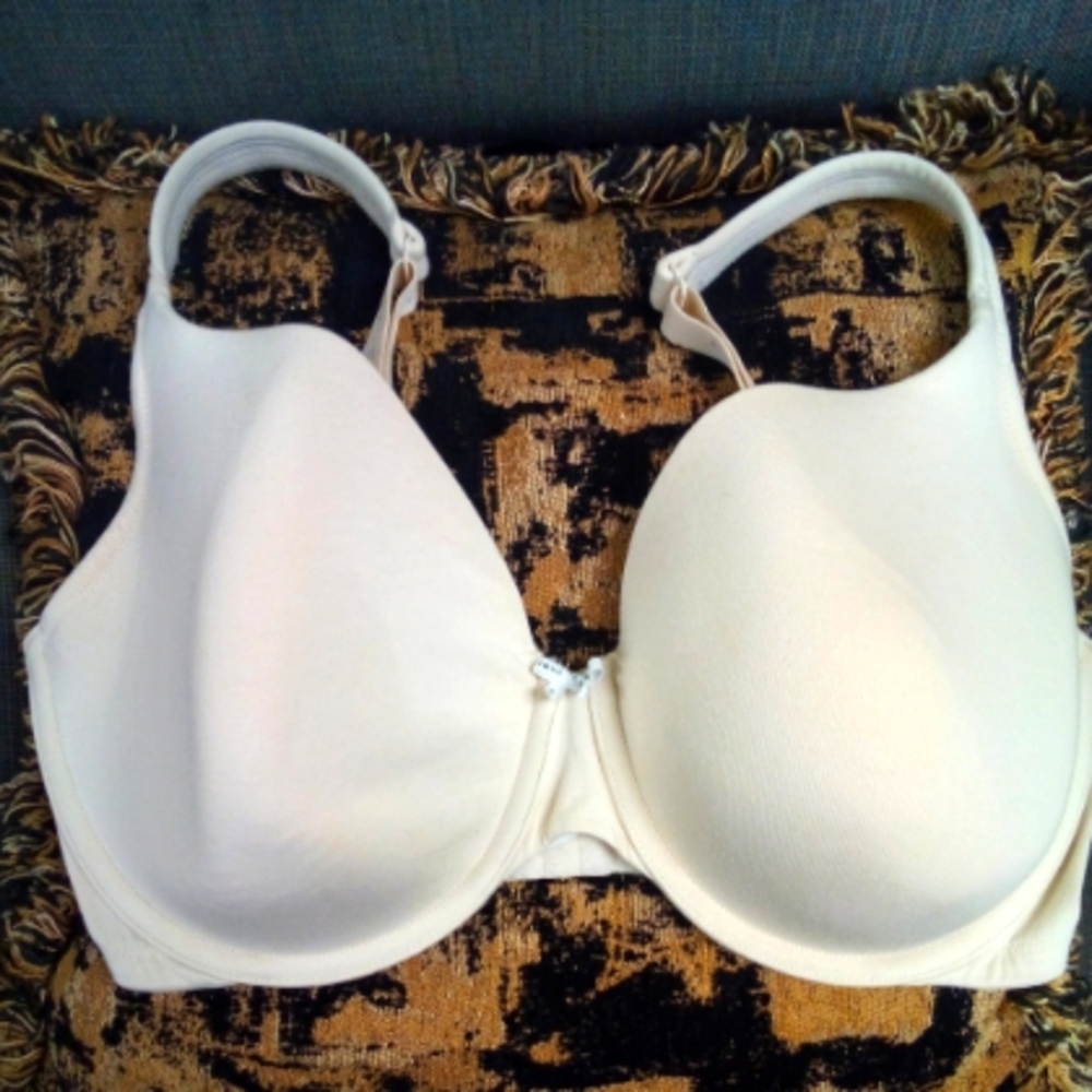 Cacique 40F Beige  Full Coverage Bra EUC 40F Excellent lightly lined